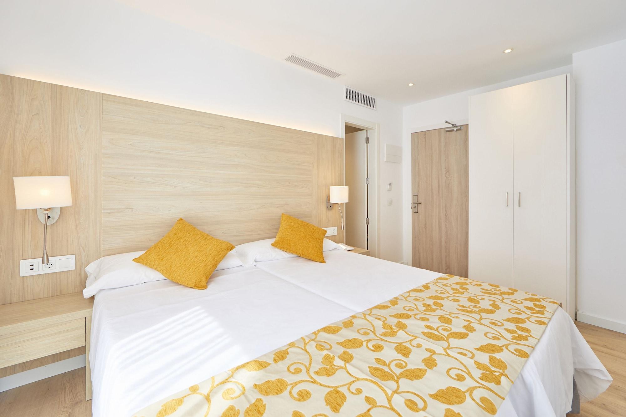 Hotel Ilusion Moreyo - Adults Only กาลาโบนา ภายนอก รูปภาพ
